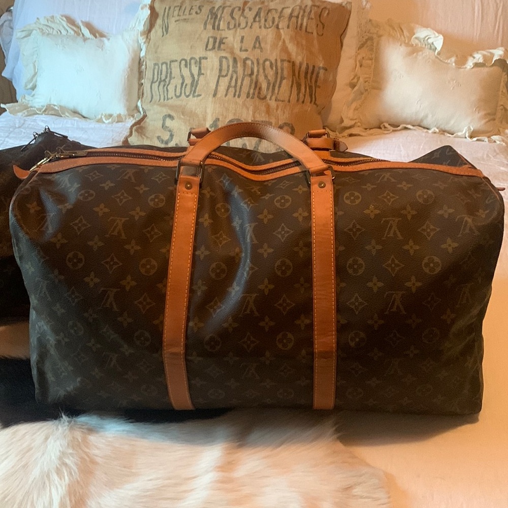 Auth LOUIS VUITTON Sac Souple 55 Monogram Boston Bag